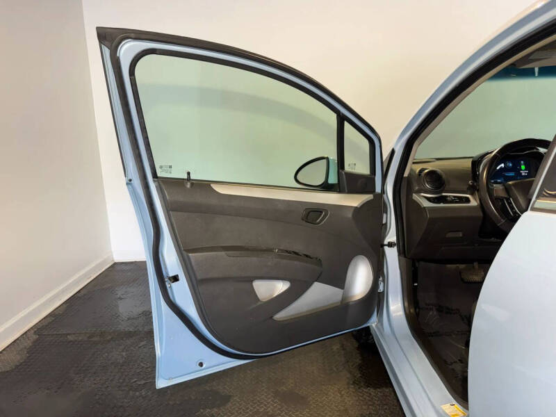 2016 Chevrolet Spark EV 2LT