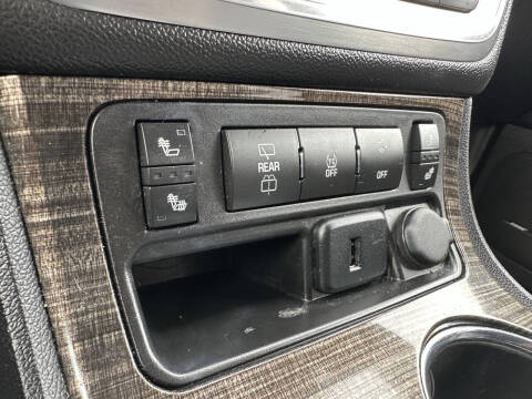 2016 GMC Acadia SLT-1