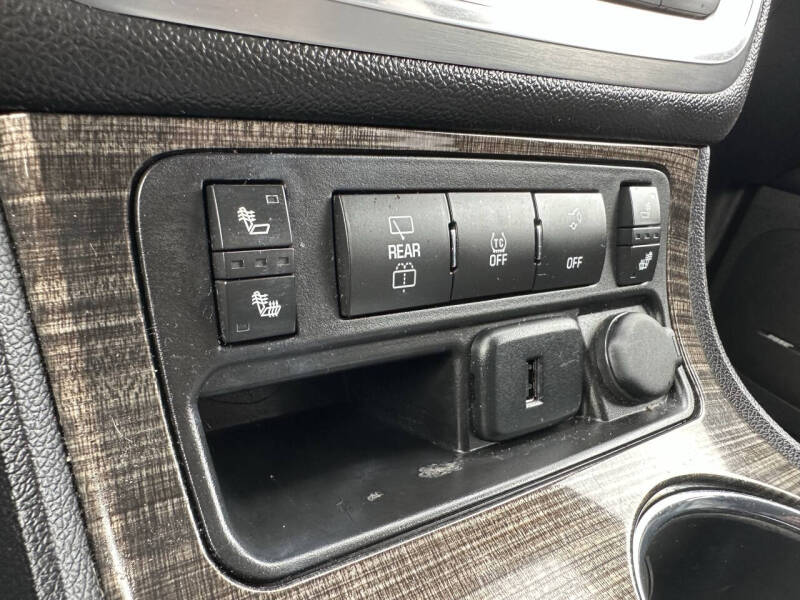 2016 GMC Acadia SLT-1