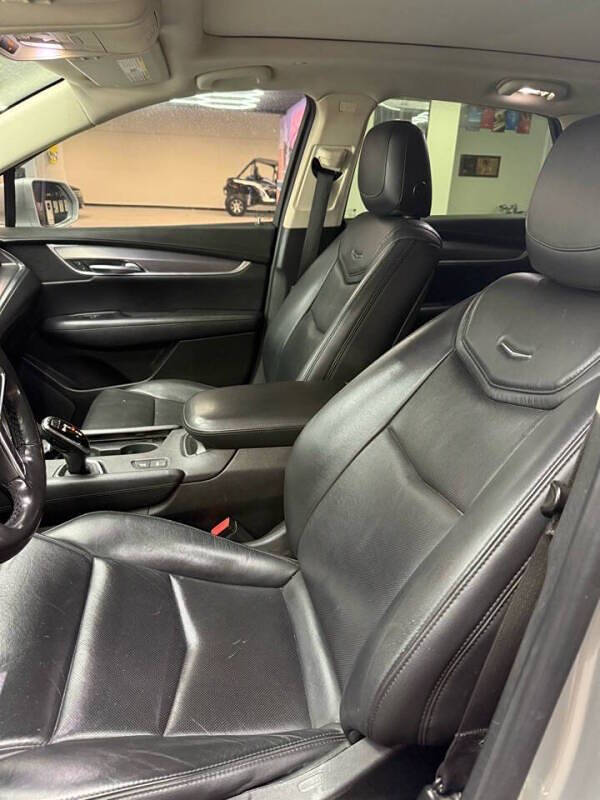 2019 Cadillac XT5 Premium Luxury