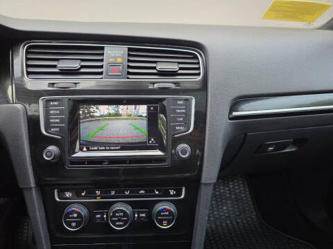 2015 Volkswagen Golf GTI Autobahn