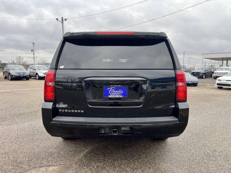2019 Chevrolet Suburban LT