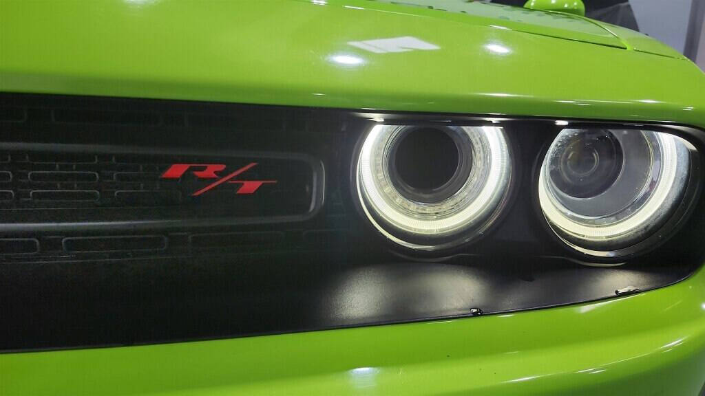 Green 2015 Dodge Challenger R/T R/T 2dr Coupe 40