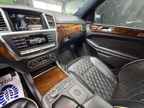 2014 Mercedes-Benz GL-Class GL 550 4MATIC