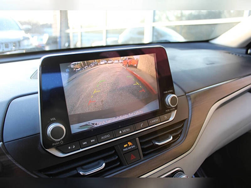 2023 Nissan Altima 2.5 SV