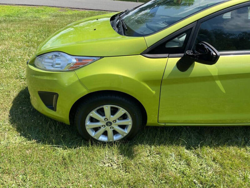 2011 Ford Fiesta SE