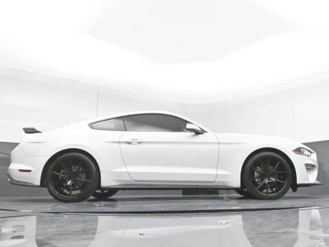 2020 Ford Mustang EcoBoost