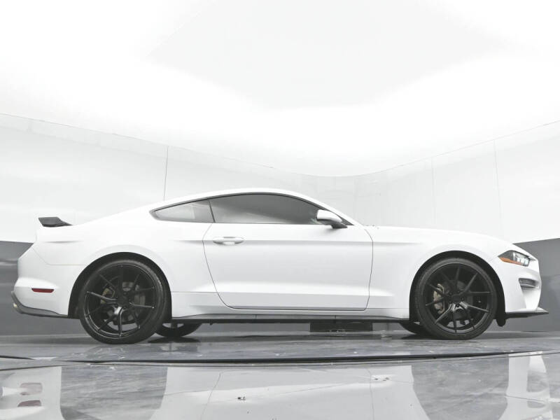 2020 Ford Mustang EcoBoost