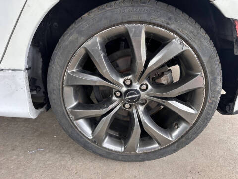 2016 Chrysler 200 S