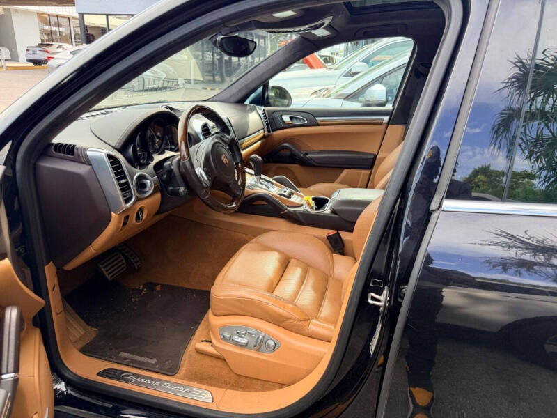 2014 Porsche Cayenne Turbo