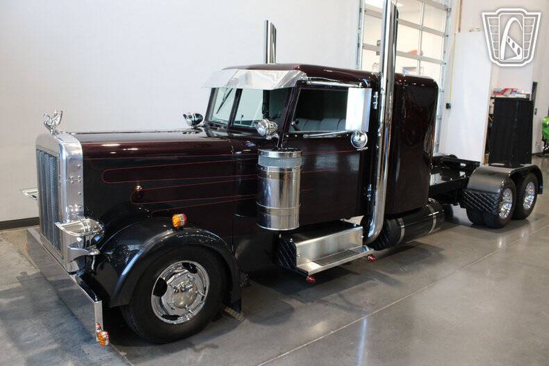 1965 Petebilt Mini Big-Rig