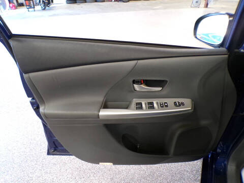 2012 Toyota Prius v Three