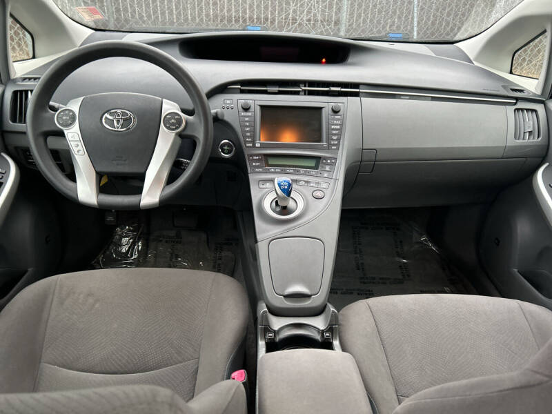 2011 Toyota Prius Three