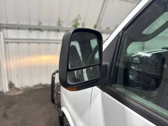 2017 Chevrolet Express LT 3500