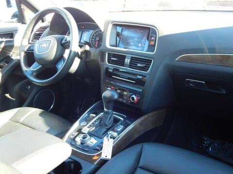 2017 Audi Q5 2.0T quattro Premium Plus