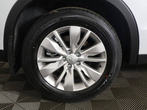 2026 Mitsubishi Outlander ES