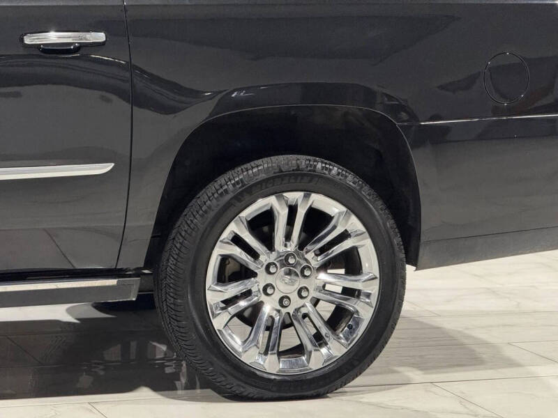 2019 Cadillac Escalade ESV Premium Luxury