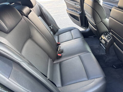 2011 BMW 7 Series 750i