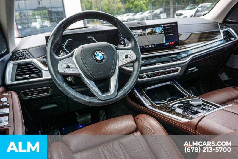 2025 BMW X7 xDrive40i