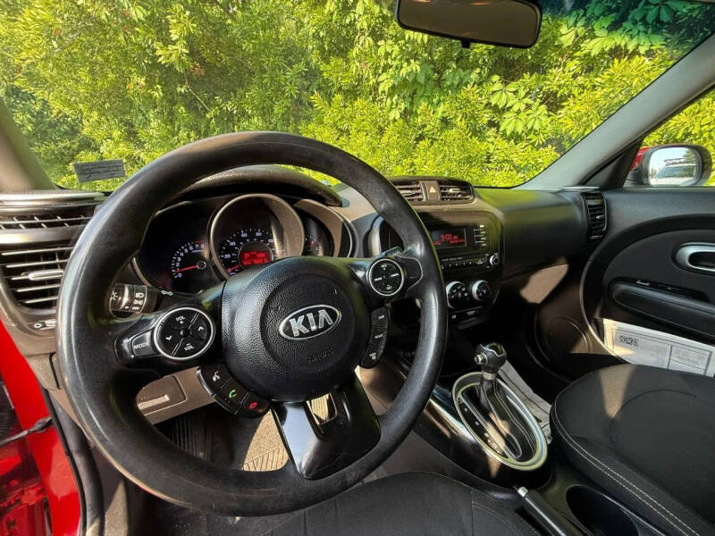 2015 Kia Soul +