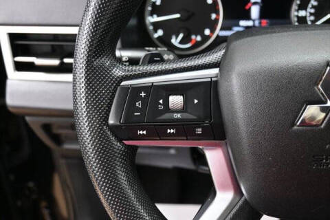 2024 Mitsubishi Outlander ES