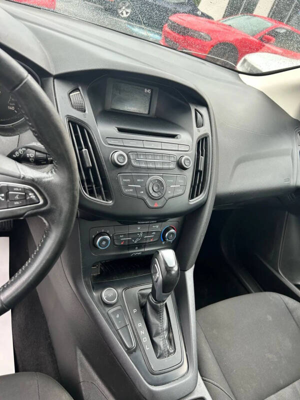 2015 Ford Focus SE