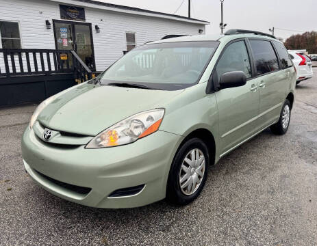 2008 Toyota Sienna CE 7-Passenger