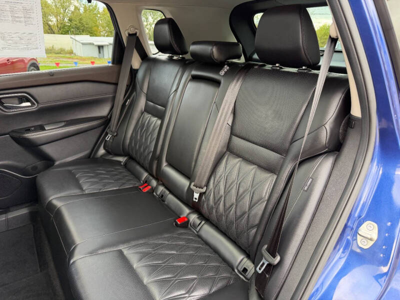 2023 Nissan Rogue Platinum