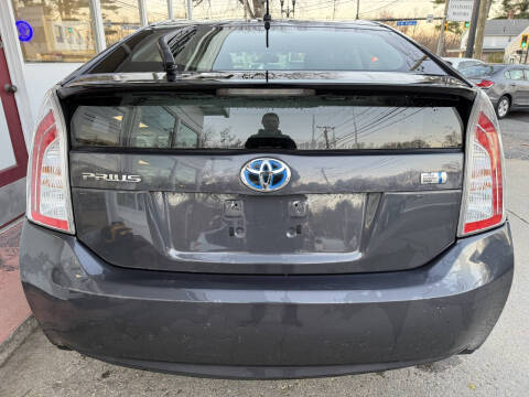 2012 Toyota Prius Two
