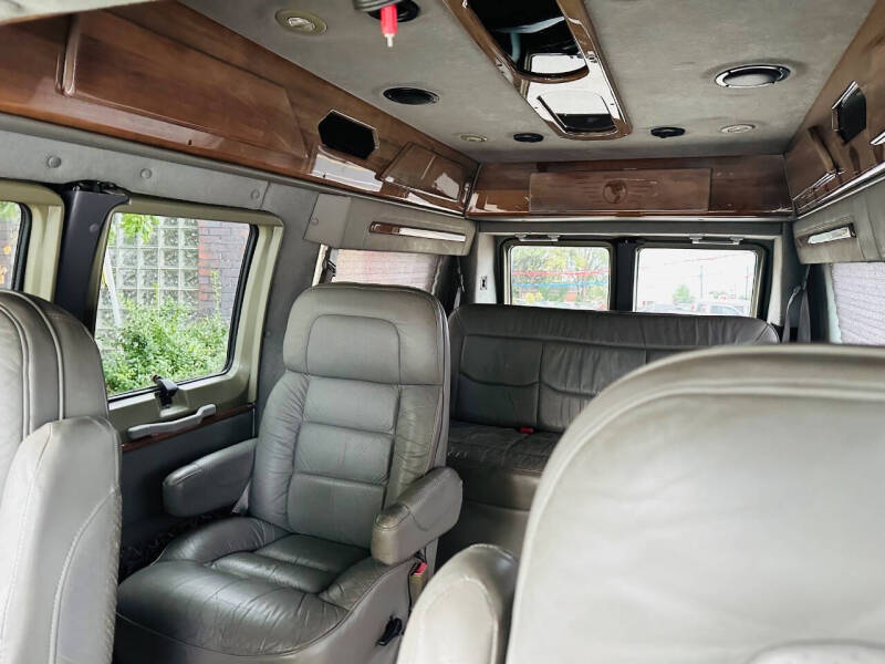 2000 Dodge Ram Van 1500