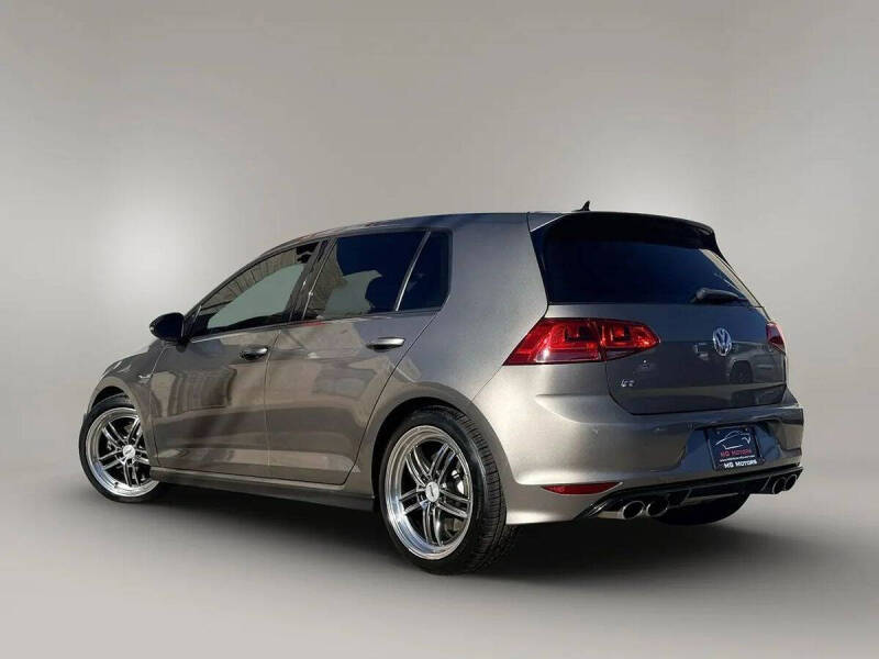 2017 Volkswagen Golf R 4Motion