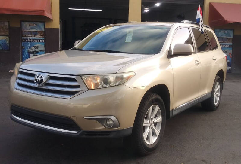 2012 Toyota Highlander for sale at BETHEL AUTO DEALER, INC in Miami FL