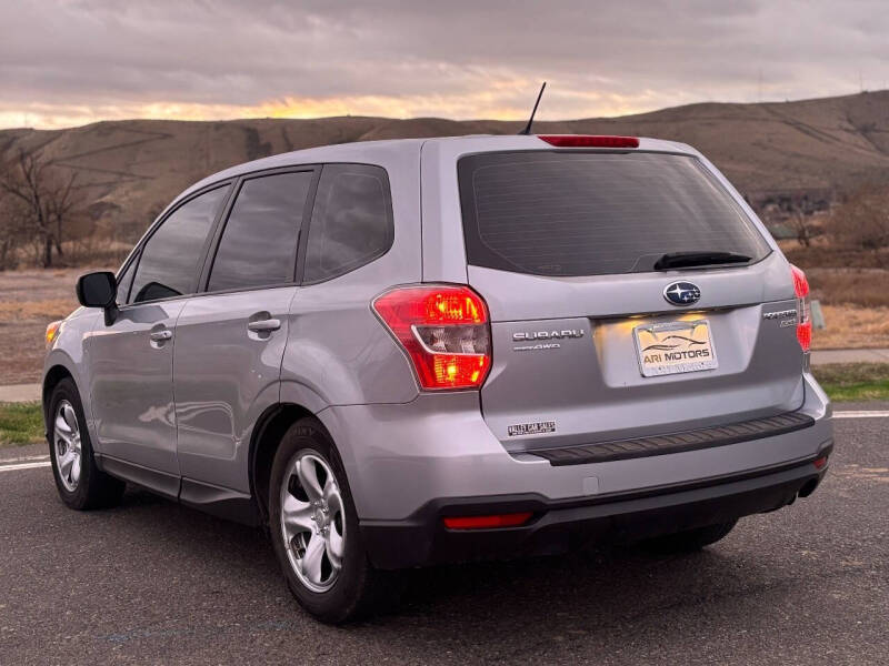 2014 Subaru Forester 2.5i