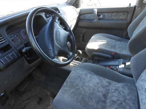 2000 Isuzu Trooper LS