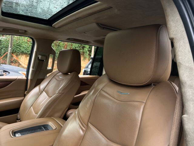 2016 Cadillac Escalade ESV Platinum