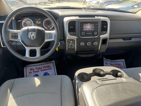 2023 RAM 1500 Classic SLT