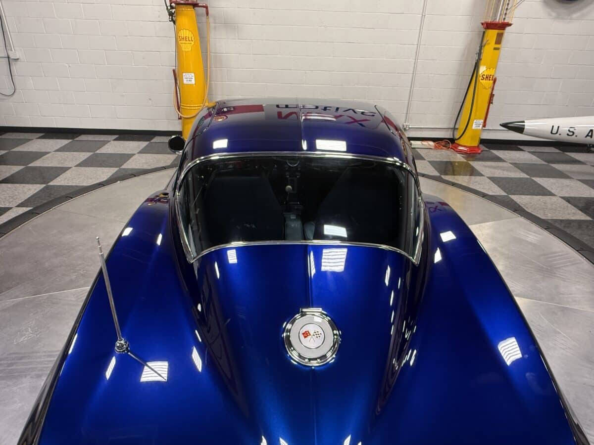 1964 Chevrolet Corvette 19