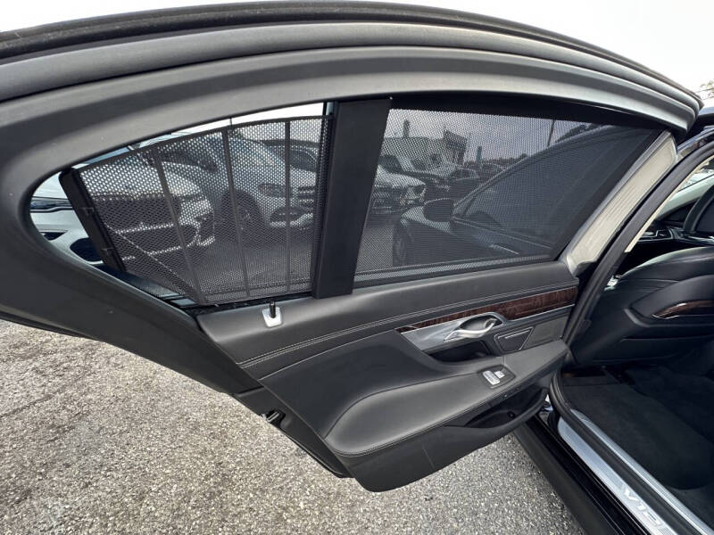 2020 BMW 7 Series M760i xDrive