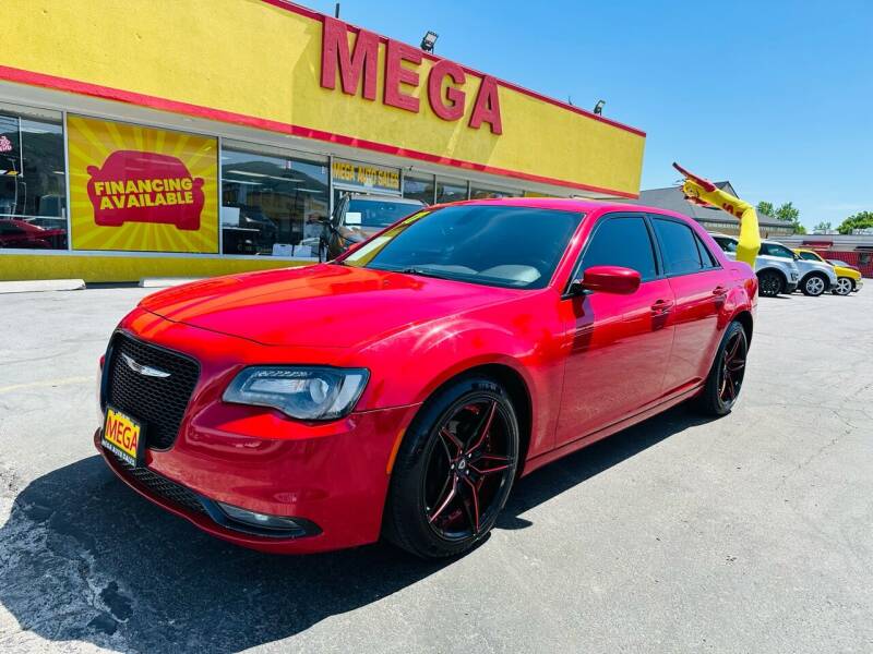 2017 Chrysler 300 for sale at Mega Auto Sales in Wenatchee WA