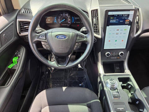 2022 Ford Edge SE