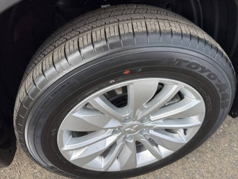 2025 Mitsubishi Outlander ES