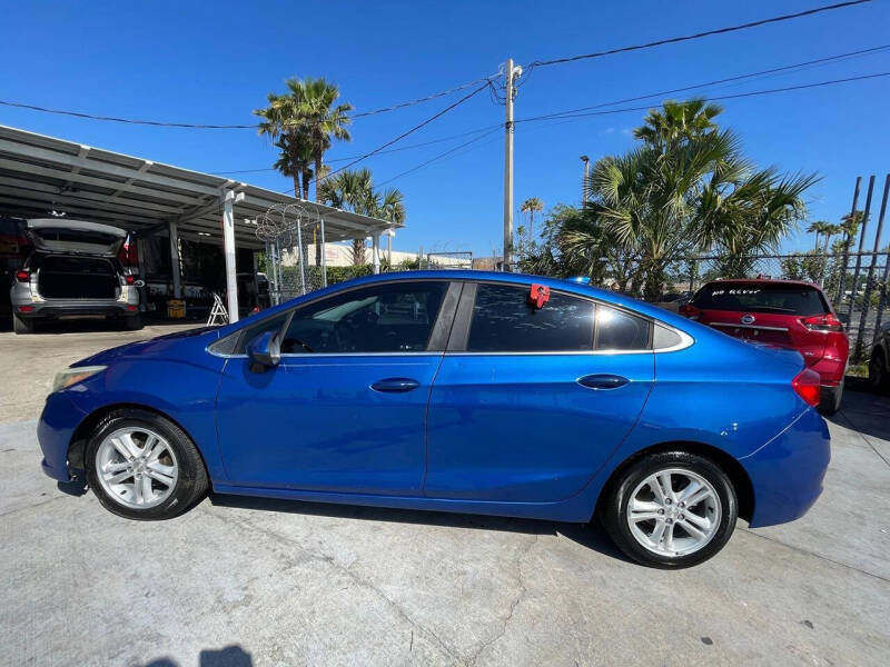 2017 Chevrolet Cruze LT Auto
