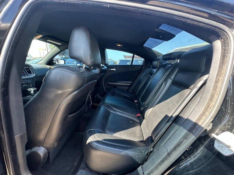 2015 Dodge Charger SXT