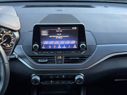 2023 Nissan Altima 2.5 SR