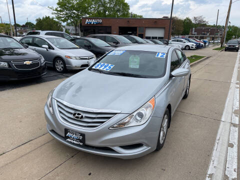 2012 Hyundai Sonata for sale at AM AUTO SALES LLC in Milwaukee WI