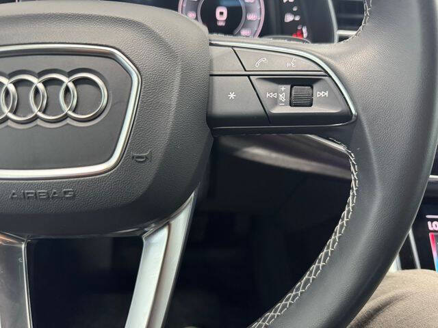 2023 Audi Q8 quattro Premium Plus 55 TFSI