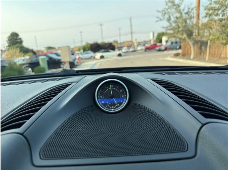 2016 Porsche Cayenne S E-Hybrid