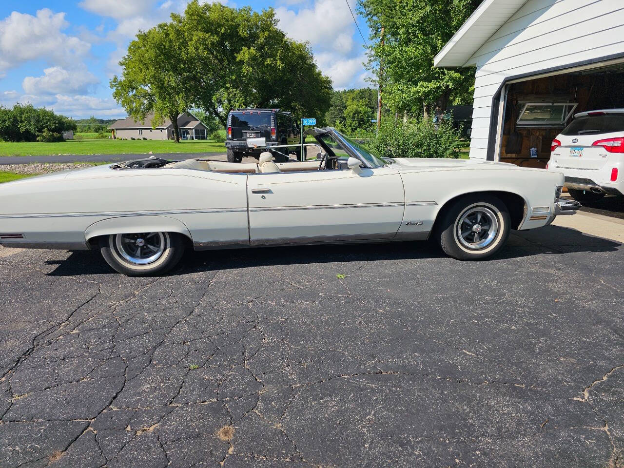 1973 Pontiac Grand Ville 8