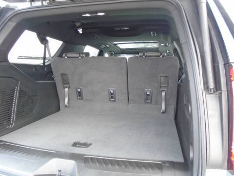 2023 GMC Yukon XL SLT