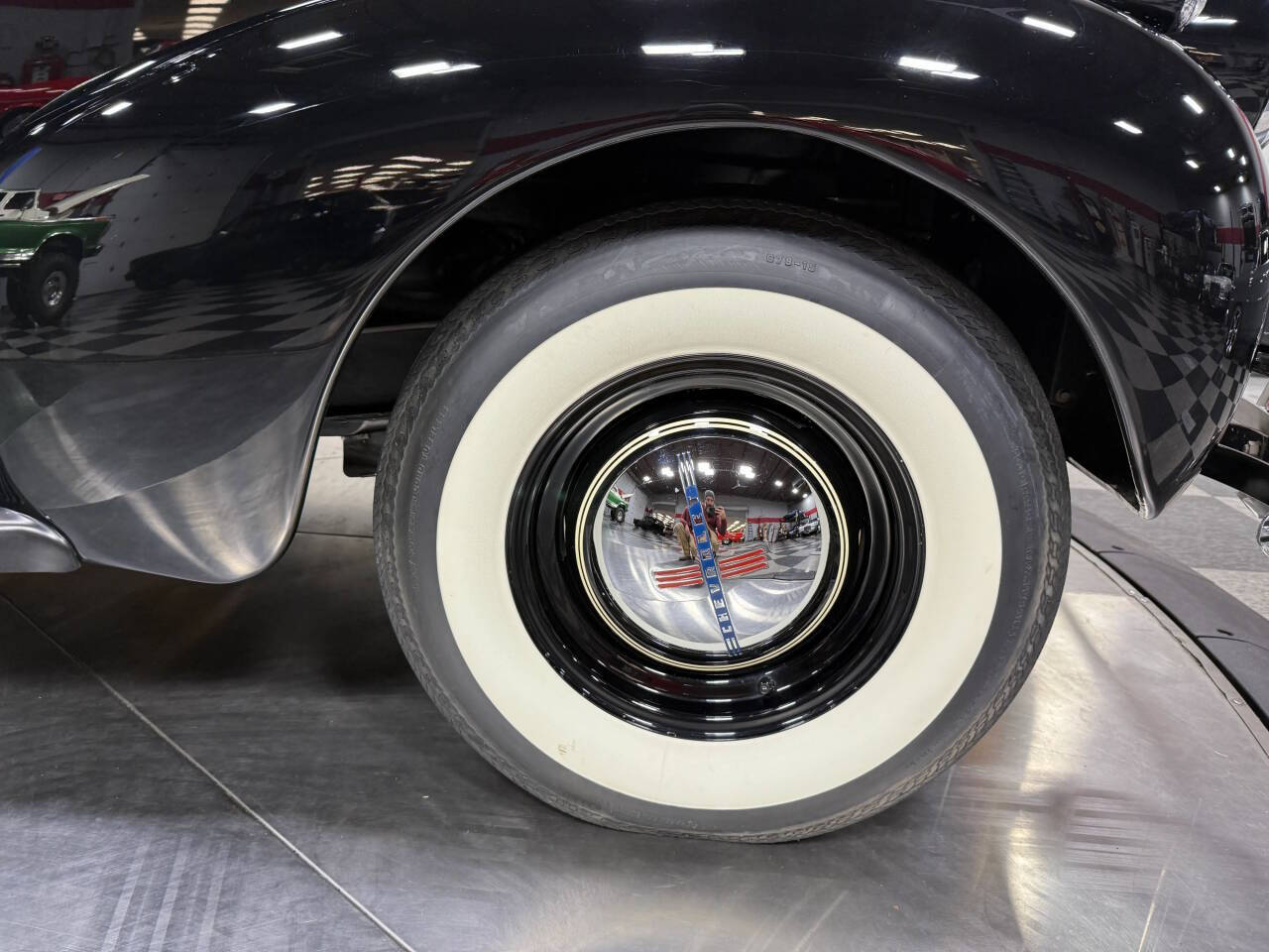 1940 Chevrolet Master Deluxe 18